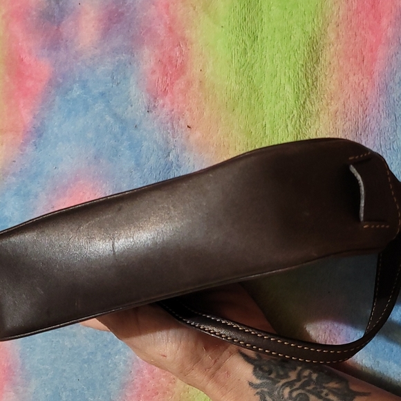 Coach - Picture 2 of 5